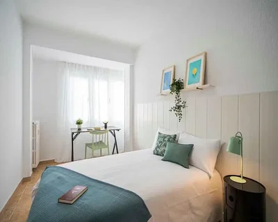 Yatak odası; doğal ışık, modern stil