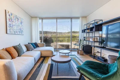 Salon; vue, lumière naturelle, style moderne