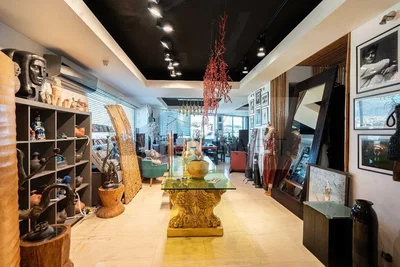 Salon; style rustique, lumière naturelle