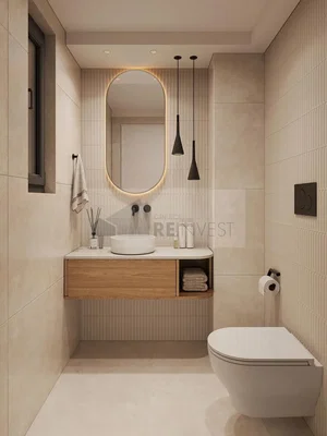 Toilettes; carrelage, rénové, lumière naturelle