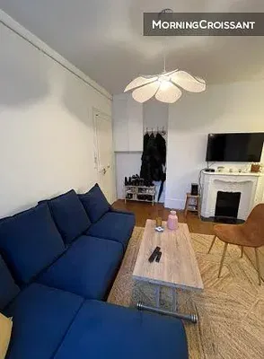 Soggiorno; camino, stile moderno