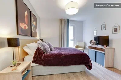 Schlafzimmer; tageslicht, moderner stil