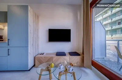 Salon; vue, lumière naturelle