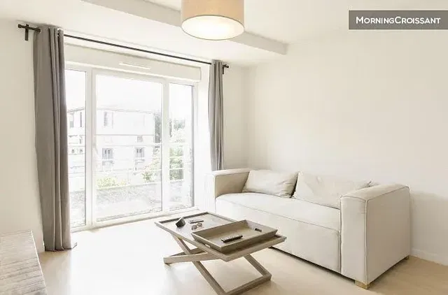 Obývací pokoj; přirozené světlo, moderní styl