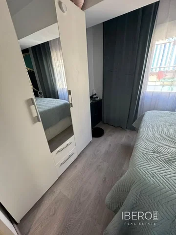 Bedroom; wood floor, natural light, modern style