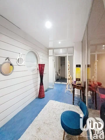 Soggiorno; stile moderno, luce naturale