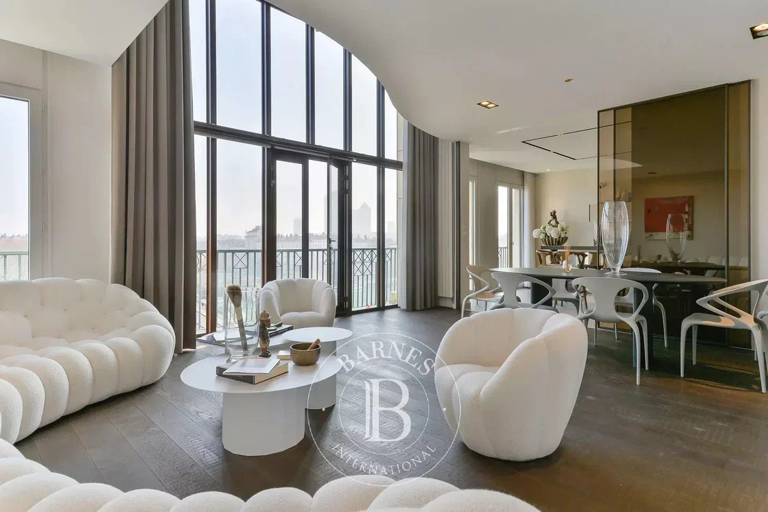 Дневна соба; поглед, модерни стил, природно светло