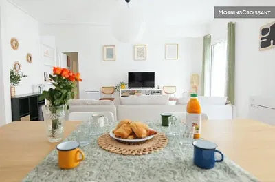 Wohnzimmer; tageslicht, moderner stil