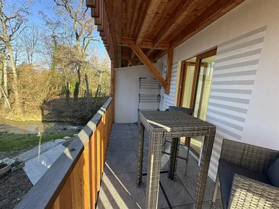 Terrazza; vista, pavimento in piastrelle
