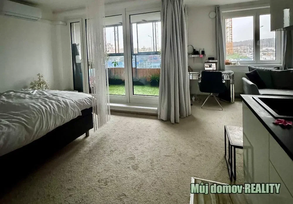 Slaapkamer; uitzicht, natuurlijk licht
