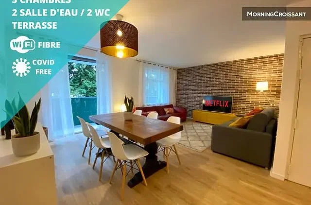 Living room; view, natural light, modern style, wood floor