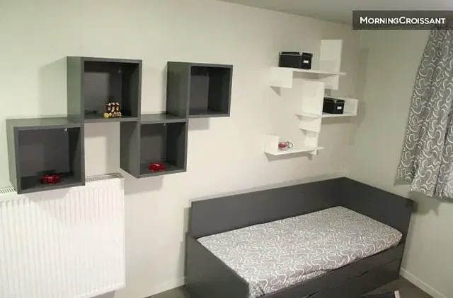 Camera da letto; luce naturale