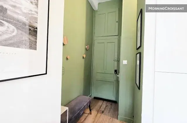 Garderobe; holzboden