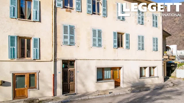 المنزل والمناطق المحيطة