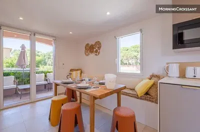 Mutfak; manzara, doğal ışık