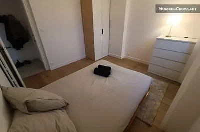 Chambre; lumière naturelle, style moderne