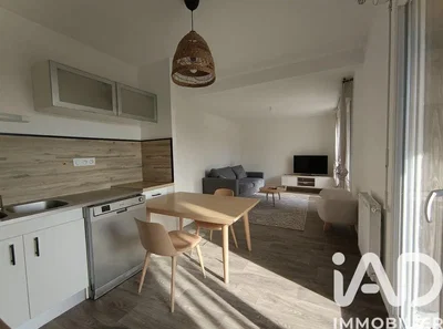 Oturma odası; manzara, doğal ışık, modern stil