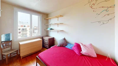 Chambre; lumière naturelle, parquet, style moderne