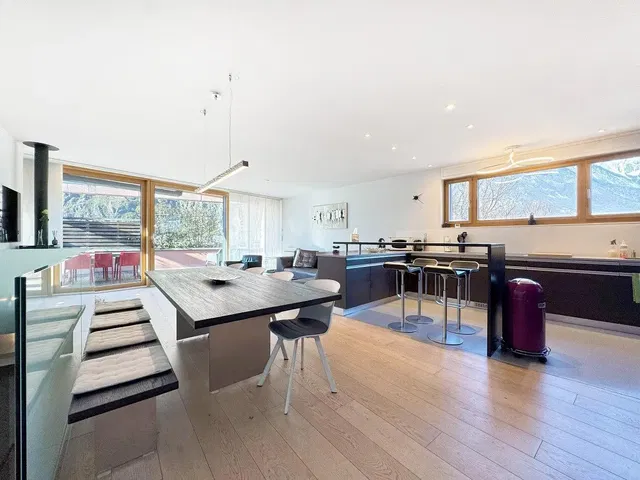 Küche; blick, küchengeräte, tageslicht, moderner stil