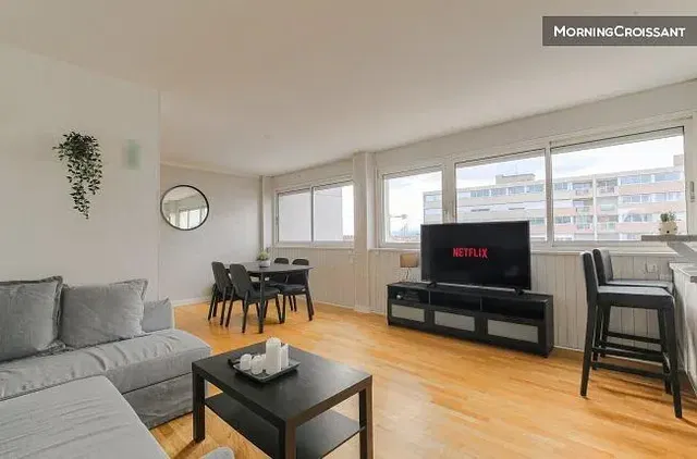 Living room; view, natural light, modern style