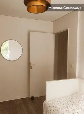 Schlafzimmer; tageslicht, moderner stil