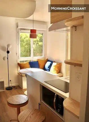 Cucina; vista, luce naturale, stile moderno