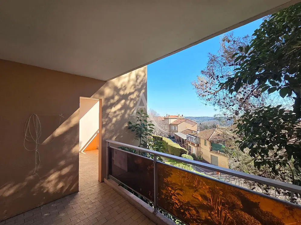 Balkon; pogled, prirodna svjetlost