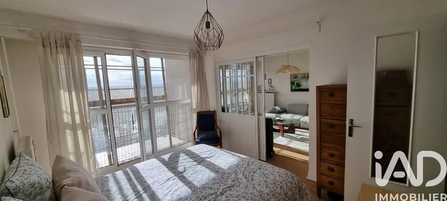 Schlafzimmer; blick, tageslicht, moderner stil