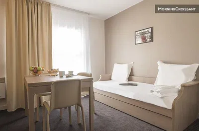 Schlafzimmer; tageslicht, moderner stil