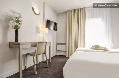 Schlafzimmer; tageslicht, moderner stil