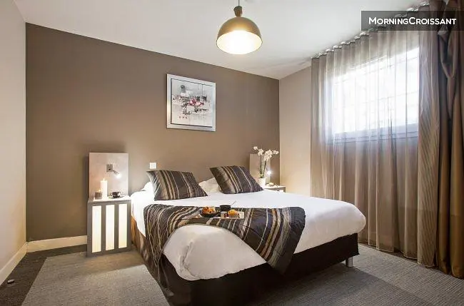 Schlafzimmer; tageslicht, moderner stil