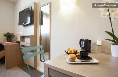 Schlafzimmer; tageslicht, moderner stil