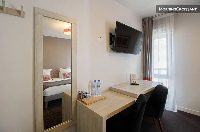 Schlafzimmer; tageslicht, moderner stil
