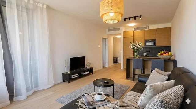 Sala de estar; luz natural, estilo moderno