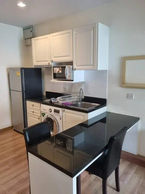 Kitchen; kitchen appliances, tile floor