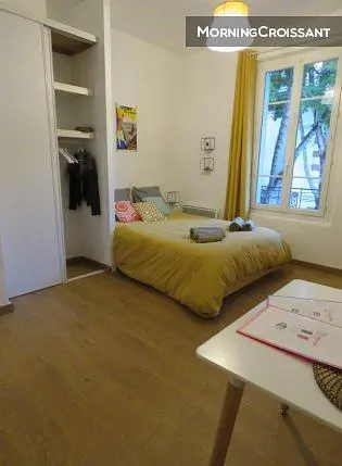 Schlafzimmer; tageslicht, moderner stil