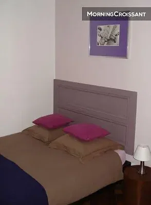 Yatak odası; modern stil