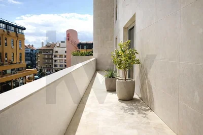 Terasa; výhled, přirozené světlo