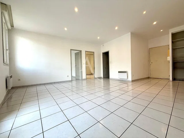 Living room; tile floor, natural light