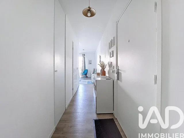 Garderobe; tageslicht, holzboden