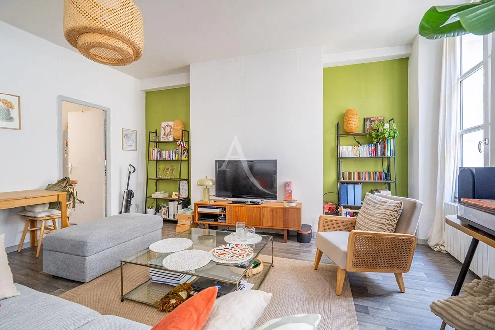 Дневна соба; природно светло, модерни стил