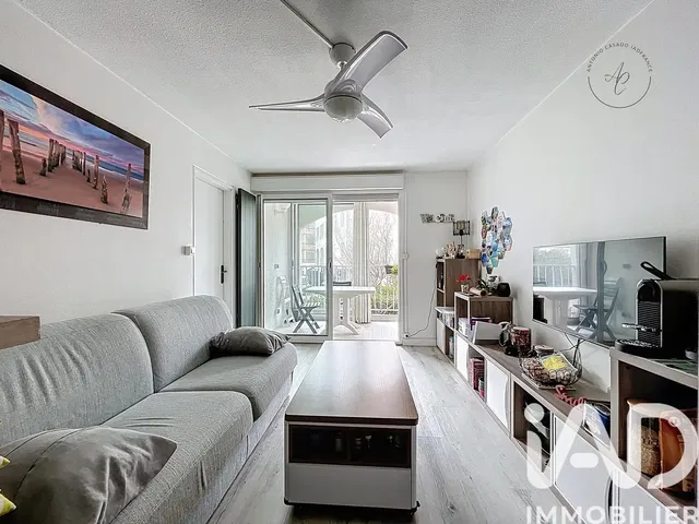 Σαλόνι; θέα, φυσικό φως, μοντέρνο στυλ