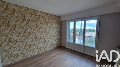 Salon; vue, lumière naturelle