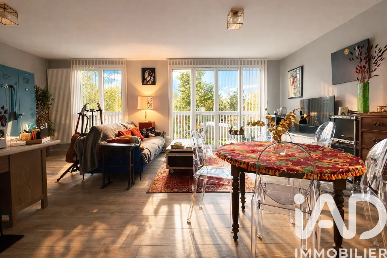 Wohnzimmer; blick, tageslicht, moderner stil