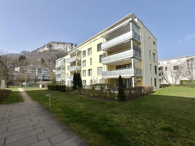 Haus und umgebung; blick