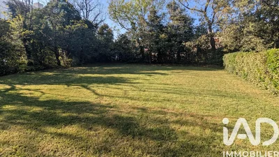 Кућа и околина; поглед, природно светло