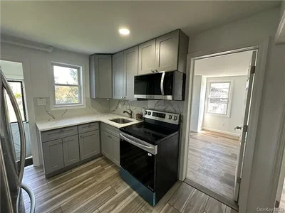 Cucina; elettrodomestici, vista, luce naturale, ristrutturato