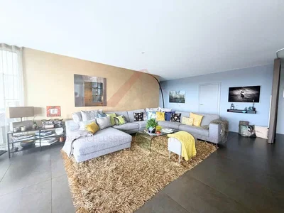 Wohnzimmer; tageslicht, moderner stil