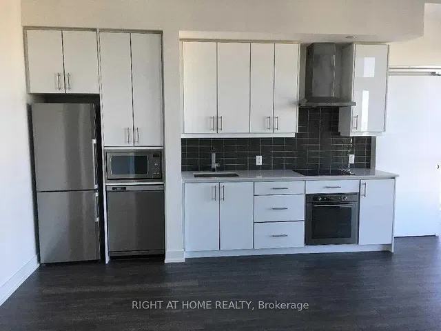 Keuken; keukenapparatuur, gerenoveerd