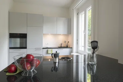 مطبخ; أجهزة المطبخ, ضوء طبيعي, أسلوب عصري